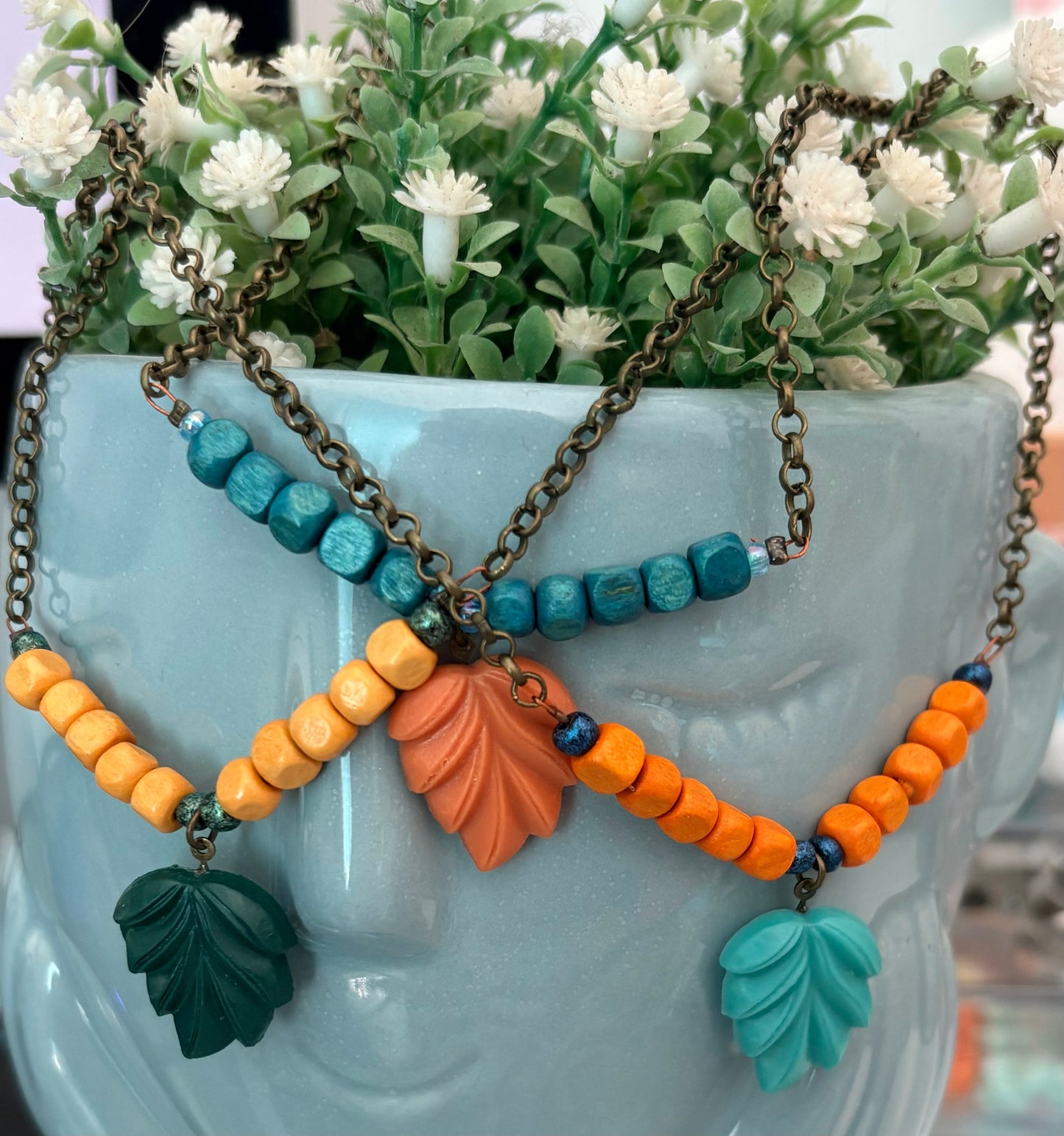 Collar Hoja Resina