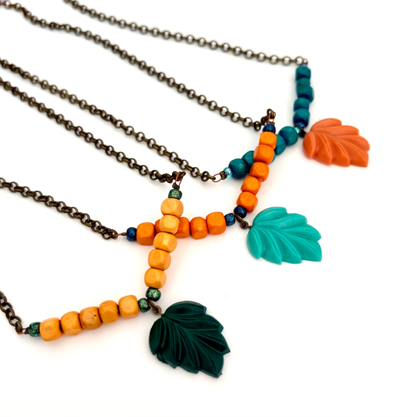 Collar Hoja Resina